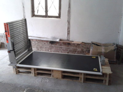 20150104_103828.jpg (114.44 KiB) 7018 mal betrachtet Läßt sich natürlich auch platzsparend <br />zusammenklappen.