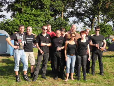 Gruppenfoto klein.jpg