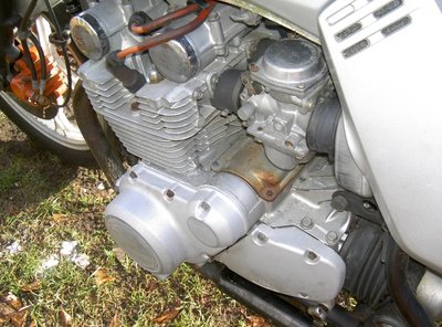 PICT2576.JPG (272.09 KiB) 7225 mal betrachtet Rost inne Ritzen....